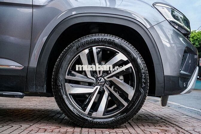 Volkswagen Teramont 7 chỗ Xám 48,000 km model 2022