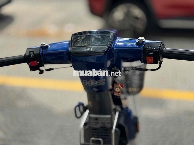 Honda Super Dream limertit biển 43 ngay chủ ký