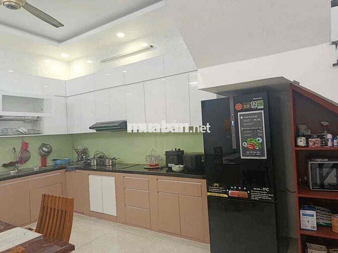Cho Thuê Nhà P10 Full nội thất