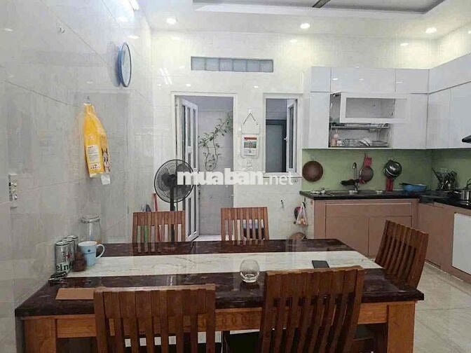 Cho Thuê Nhà P10 Full nội thất