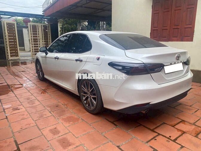 Toyota Camry 2.5Q 2021 Trắng 7 vạn