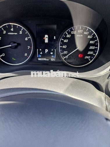 Mitsubishi Outlander Premium 2020 Trắng 7 chỗ