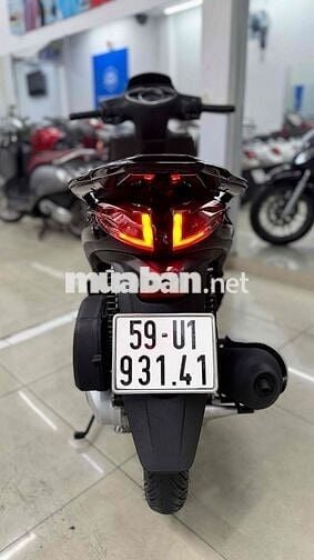 Piaggio Medley 150cc ABS 2 kênh Đen
