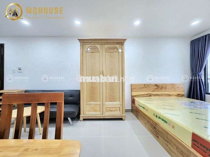 STUDIO BAN CÔNG THANG MÁY CÓ BẢO VỆ