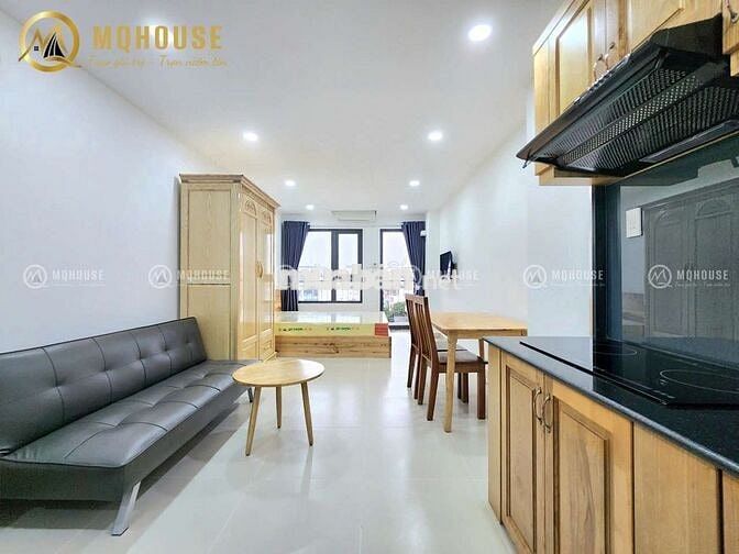 STUDIO BAN CÔNG THANG MÁY CÓ BẢO VỆ