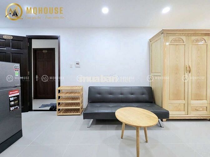 STUDIO BAN CÔNG THANG MÁY CÓ BẢO VỆ