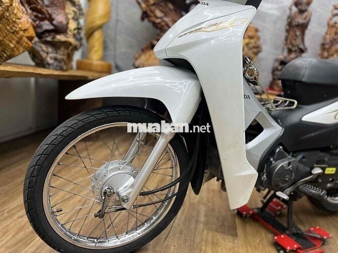 Honda Wave A 2021 dàn áo cứng cáp, máy êm ru