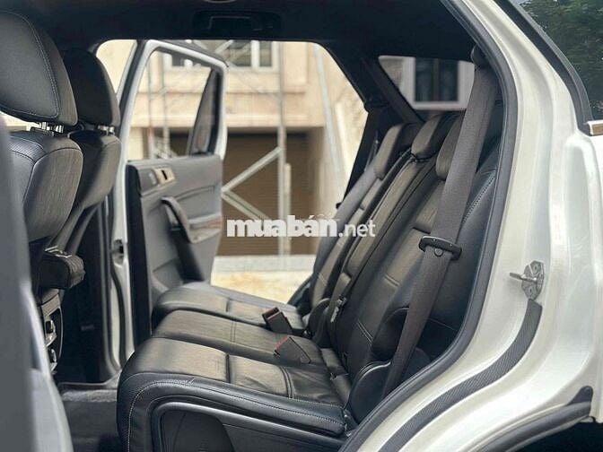 Ford Everest Titanium SX 2019 Trắng 7 chỗ