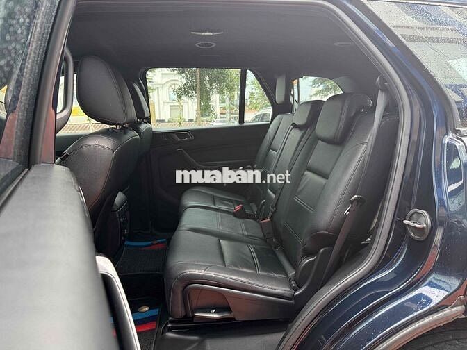 Ford Everest Titanium 4x2 Bi Turbo Xanh