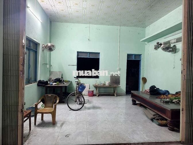 Tìm nhân viên NAM bán xăng dầu