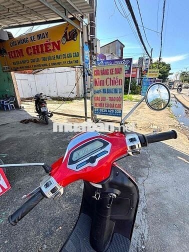 Vespa Primavera 2024 màu Đỏ