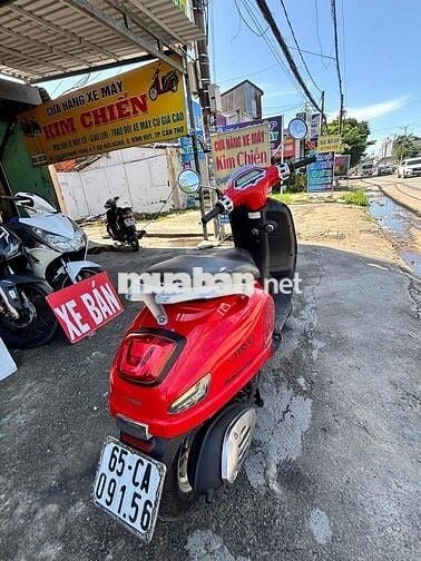 Vespa Primavera 2024 màu Đỏ