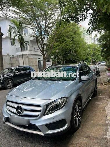 Mercedes-Benz GLA250 4Matic 2015 Bạc