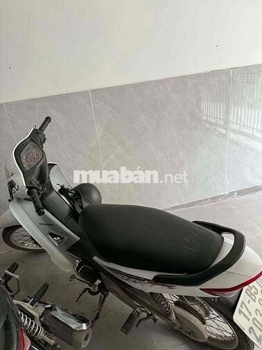 Honda Wave 100 Trắng 20000 km