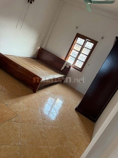 Phố Ngọc Lâm – Long Biên – Ô TÔ – 92 M2 – 4 Tầng – Giá 15.8 TỶ. 