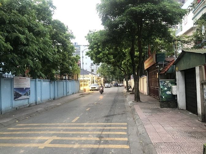 Phố Ngọc Lâm – Long Biên – Ô TÔ – 92 M2 – 4 Tầng – Giá 15.8 TỶ. 