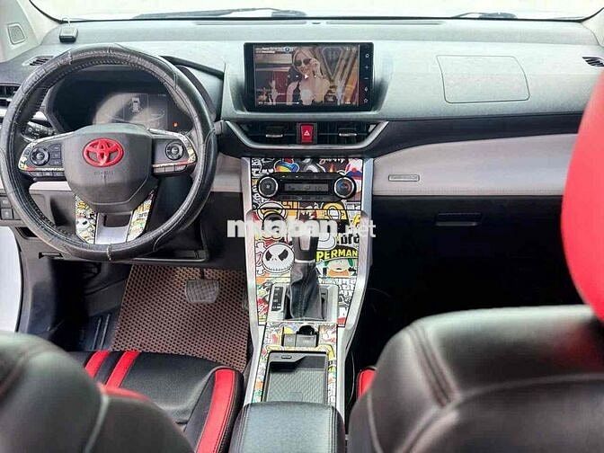 Toyota Veloz Cross TOP 2022 Trắng 80000 km