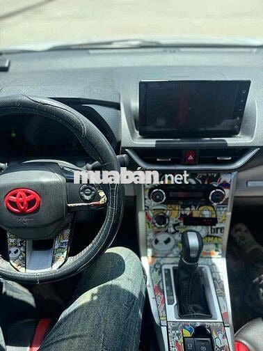 Toyota Veloz Cross TOP 2022 Trắng 80000 km