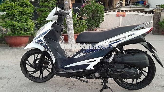 Suzuki Hayate SS 125 FI 2013 Trắng