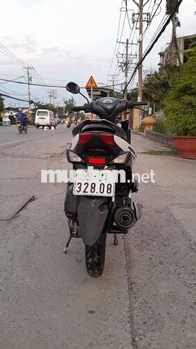 Suzuki Hayate SS 125 FI 2013 Trắng