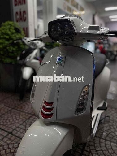 Piaggio Vespa Sprint 125Cc 2022 Trắng 8000 km