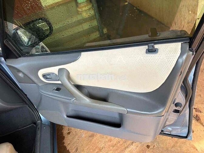 Ford Laser Xanh 2000