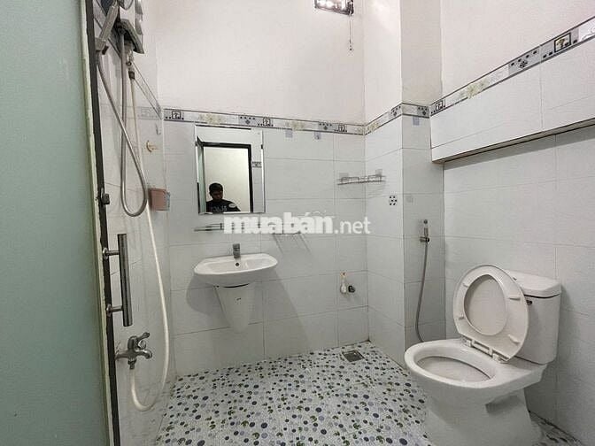 Căn Hộ 2 Phòng Ngủ Full Nội Thất 45m² – 600 Cộng Hòa, Tân Bình