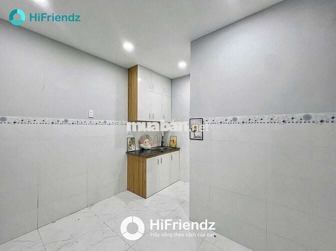 Cho thuê nhà nguyên căn 1 trệt 1 lầu giá rẻ ngay Phan Văn Hớn