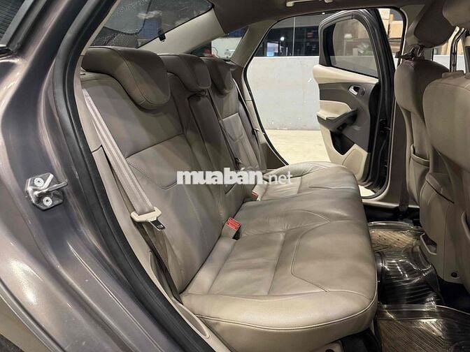 Ford Focus Titanium 2017 Xám chất xe đẹp