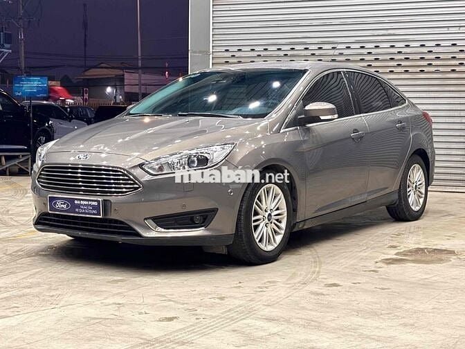 Ford Focus Titanium 2017 Xám chất xe đẹp