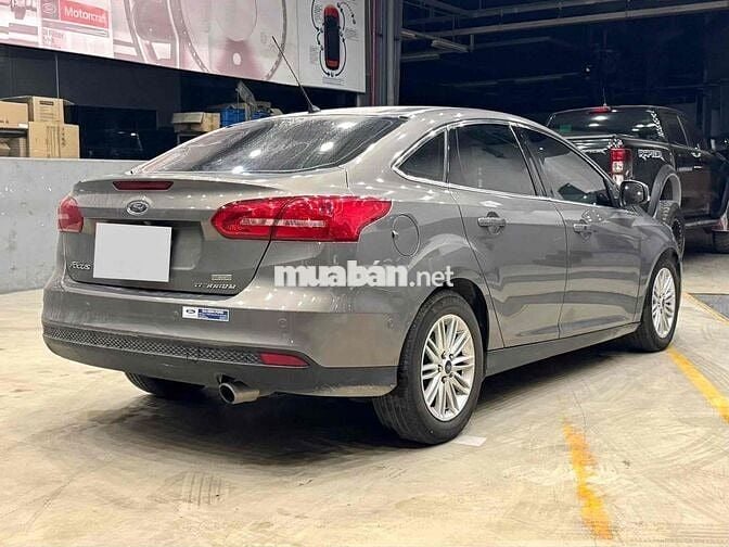 Ford Focus Titanium 2017 Xám chất xe đẹp