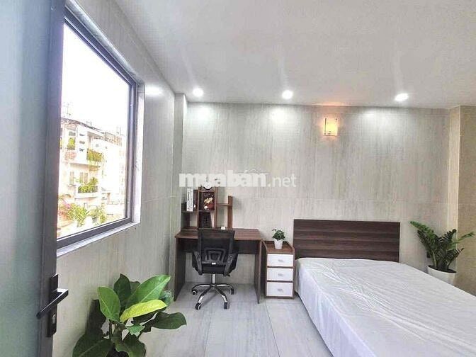CHDV Full nội thất có thang máy tại Cống Quỳnh,Q1