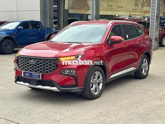 Ford Territory Trend 2025 Đỏ 2.900km