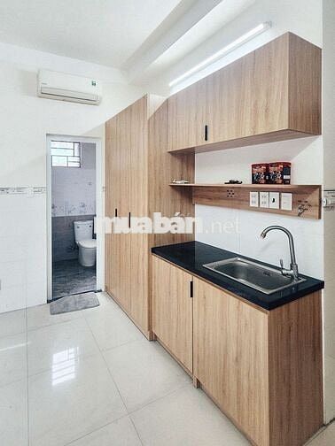 Phòng Nguyễn Trọng Tuyển, gần CV Hoàng Văn Thụ