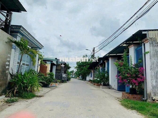 Hàng ngộp rất hiềm Đường 84 Tân Phú Trung 274m2 giá 800tr