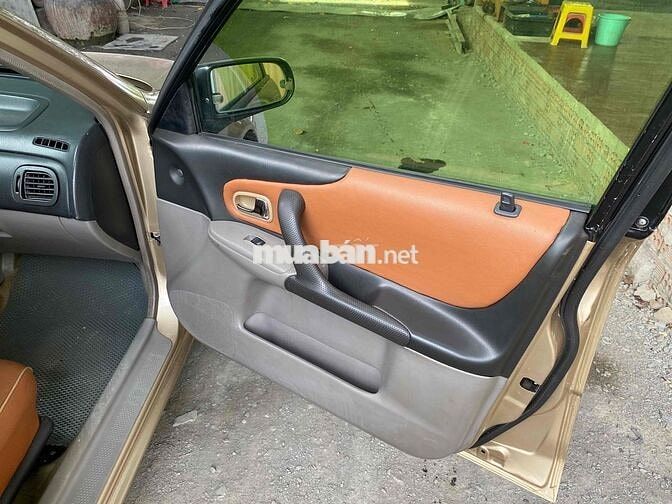 Ford Laser Deluxe 1.6 2001 Số sàn Vàng cát