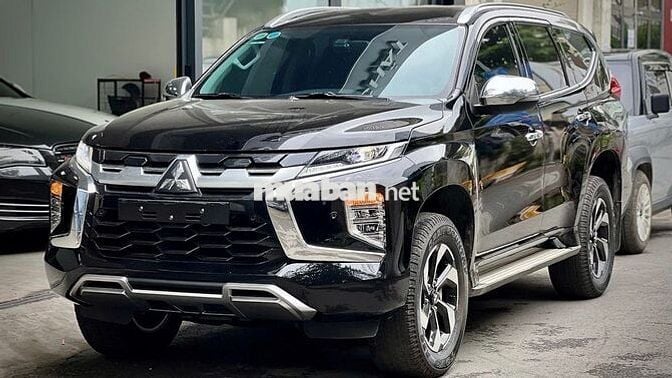 Mitsubishi Pajero Sport 2024 3.0V6 4x4 Đen