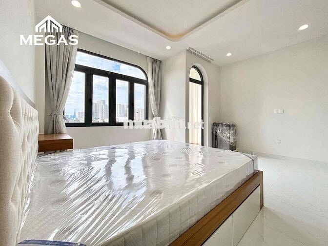 CHO THUÊ CĂN HỘ MINI BAN CÔNG NGAY CẦU NGUYỄN VĂN CỪ QUẬN 1 GIÁ RẺ T07