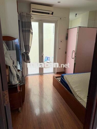 Cho thuê nhà nguyên căn 4x20m, 3PN, 4WC, full nội thất, hẻm xe hơi – N
