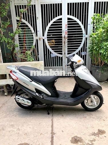 attila chân bấm.1 từ hiếm còn xe mới chất như này