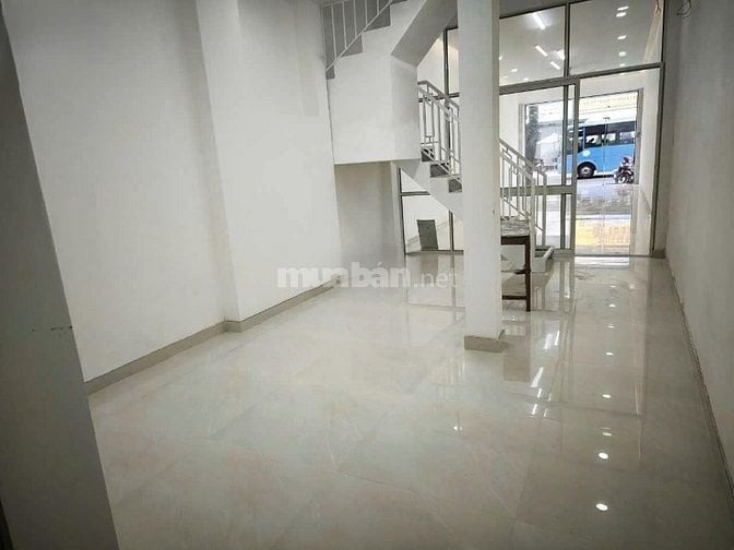 CHO THUÊ NHÀ MT ĐINH TIÊN HOÀNG, P.ĐA KAO, Q.1, 30TR.