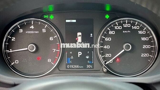 Mitsubishi Pajero Sport 2024 3.0V6 4x4 Đen