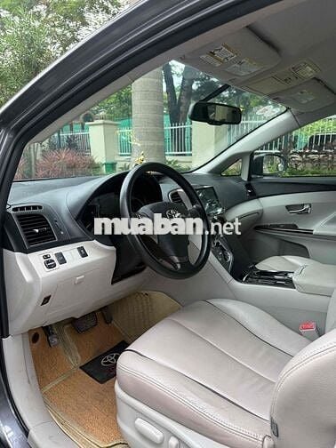 Toyota Venza Xám 5 chỗ