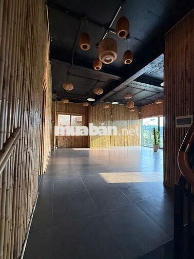 Cho Thuê Mặt Bằng 4 Tầng 240m² Ngoại Giao Đoàn KD - Cafe, Văn Phòng