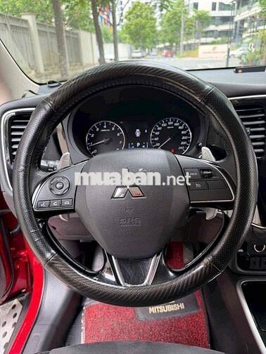 Mitsubishi Outlander 2.0 CVT 2022 Đỏ