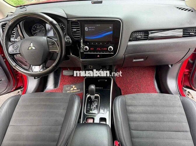 Mitsubishi Outlander 2.0 CVT 2022 Đỏ