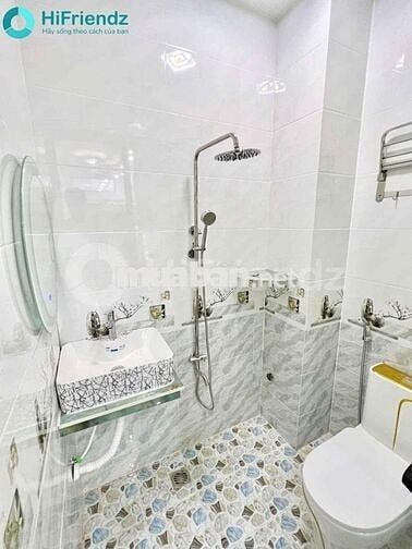 CHDV thang Máy , Ngay Chợ Rạch Ông , Gần Đh sg , Sư phạm , Khtn chỉ 5p