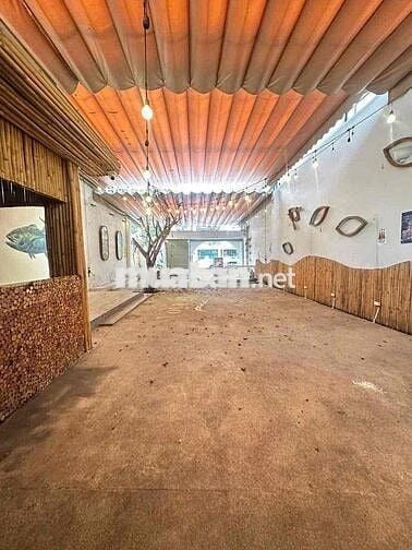 CHO THUÊ MẶT BẰNG 247M² – PHƯỚC LONG Diện tích: 247m² (Ngang 9.5m × Dà