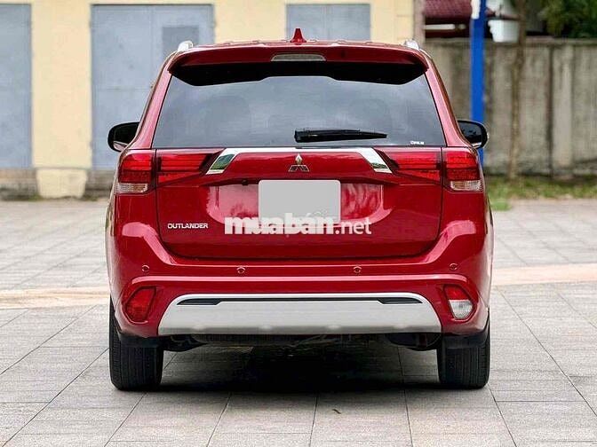 Mitsubishi Outlander 2.0 CVT 2022 Đỏ