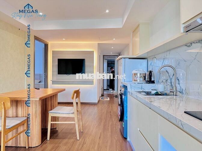  CĂN HỘ 2 PHÒNG NGỦ BALCONY - KHU TRUNG TÂM - VIEW SÔNG BIỂN